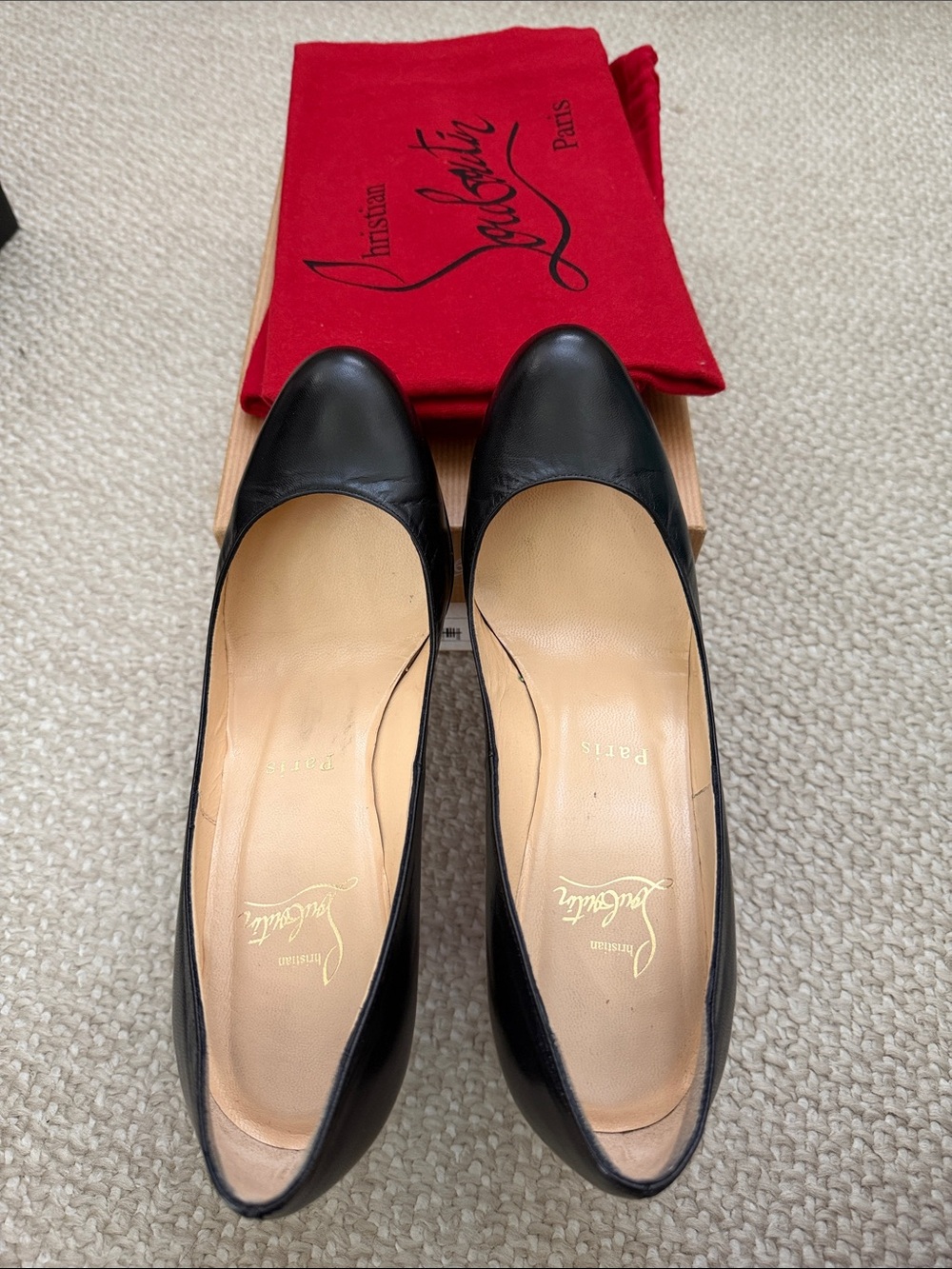 Christian Louboutin Black Simple Pump 85 Kid Leather, Round-Toe